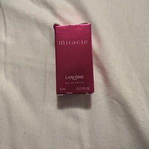 Miracle by Lancome - mini 5ml / 0.16fl.oz Eau De Parfum